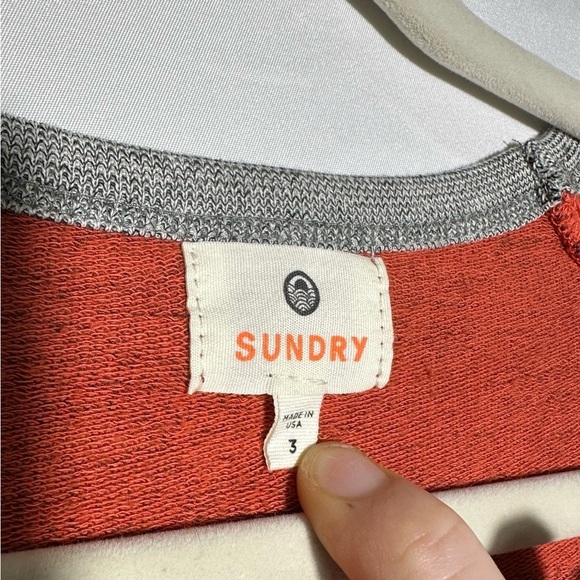 NWOT Sundry Thick Knit Red and Gray Pajama Top/ Sweatshirt Size 3/ Large - Picture 5 of 5